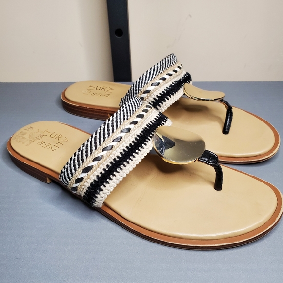 naturalizer frankie thong sandals